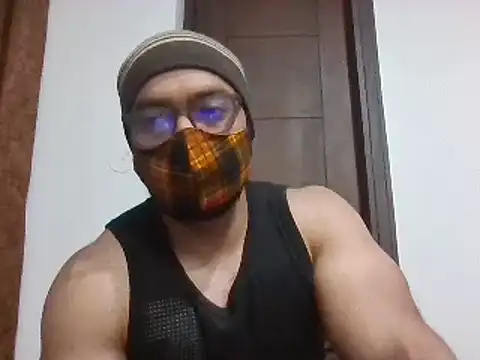 Snapshot of NunnuLelo chatting on April 2026 09:07:02 PM NunnuLelo online show from April 2026 09:07:02 PM