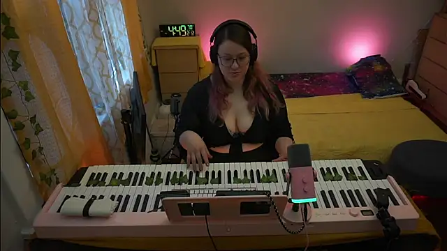 FireproofCuriousiteaze online show from February 2026 09:47:02 PM