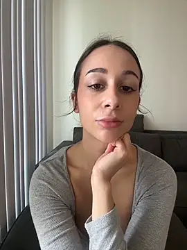 ChiaraSommer online show from March 2026 07:07:02 PM