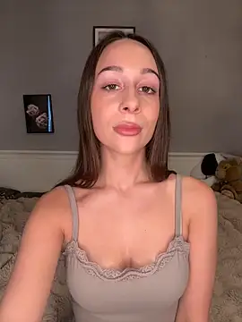 ChiaraSommer online show from April 2026 04:30:02 PM