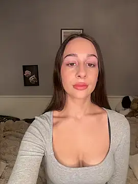 ChiaraSommer online show from April 2026 04:13:02 PM