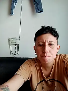 Mei and Gaby online show from February 2026 04:30:01 PM