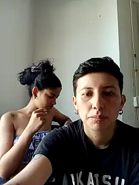 Mei and Gaby online show from January 2026 04:47:02 PM