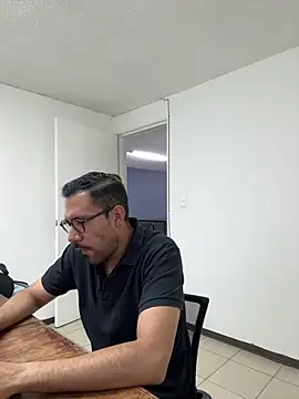 AdrianGarcia89 online show from May 2026 01:09:01 AM