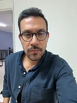 AdrianGarcia89 online show from April 2026 02:02:01 AM