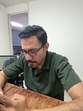 AdrianGarcia89 online show from April 2026 01:22:02 AM