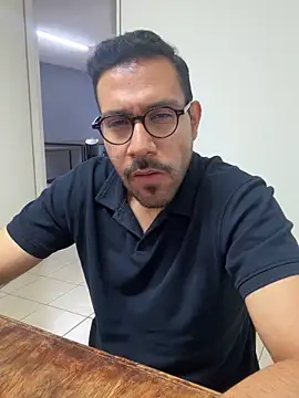 AdrianGarcia89 online show from May 2026 01:09:02 AM