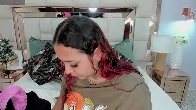 ateneaa dioosa online show from December 2025 11:45:01 AM