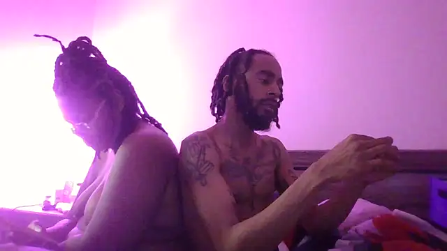 AverageAnt  online show from February 2026 08:04:01 AM