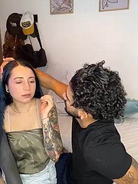 Snapshot of Thelovers666 chatting on December 2025 03:28:04 PM Thelovers666 online show from December 2025 03:28:04 PM