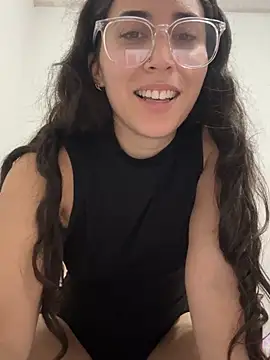 LatinDoll8 online show from July 2026 11:16:01 PM