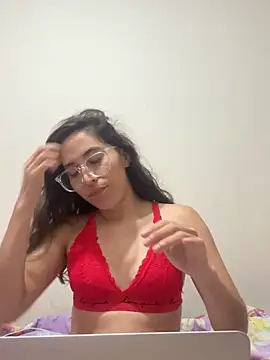 LatinDoll8 online show from May 2026 10:29:01 PM
