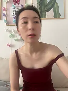 you-005 online show from February 2026 02:12:01 AM