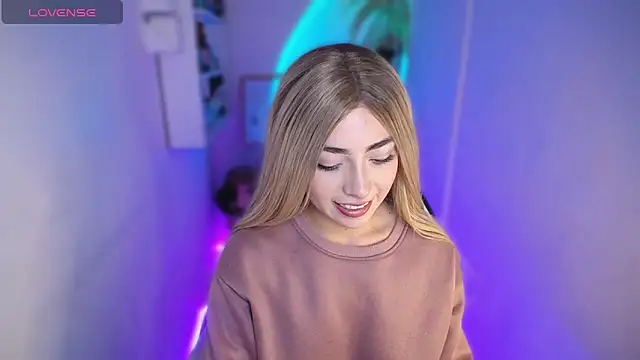 channel blondee online show from February 2026 09:55:02 PM