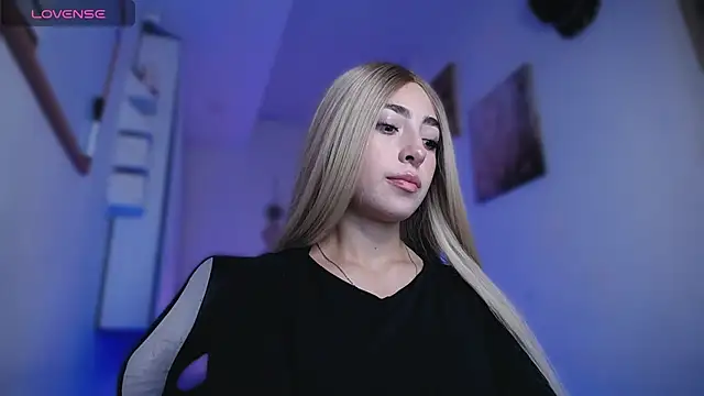 channel blondee online show from June 2026 09:41:01 PM