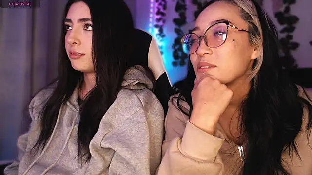 viicky r online show from March 2026 04:56:02 AM