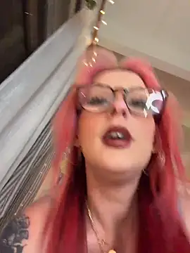 itscleomoon online show from March 2026 07:30:01 AM