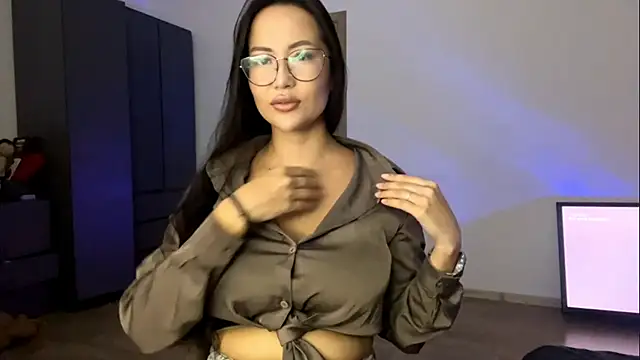 Your Mel0dy online show from December 2025 11:25:02 AM