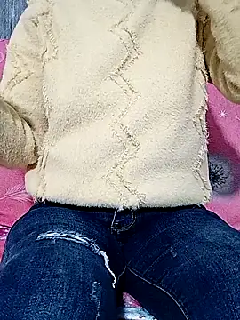 Snapshot of Girl-6868 chatting on January 2026 11:16:01 AM Girl-6868 online show from January 2026 11:16:01 AM