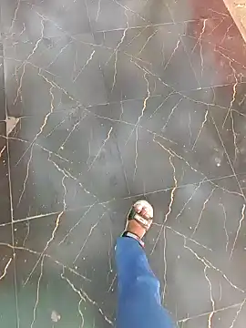 AqueousCrepe online show from April 2026 12:45:01 PM