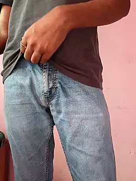 AqueousCrepe online show from January 2026 06:28:02 AM