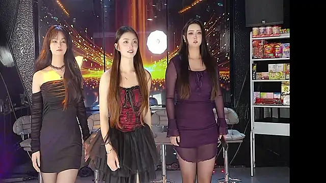 Snapshot of yueyutu888 chatting on December 2025 06:07:01 AM yueyutu888 online show from December 2025 06:07:01 AM