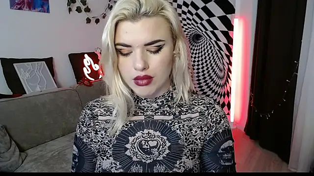 Ariana Saint online show from February 2026 08:17:02 PM