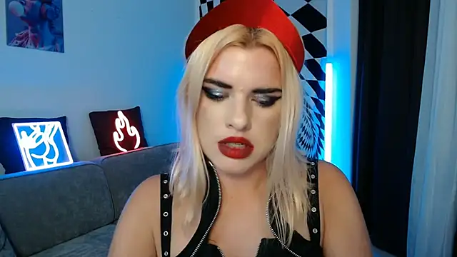 Ariana Saint online show from December 2025 06:10:02 PM