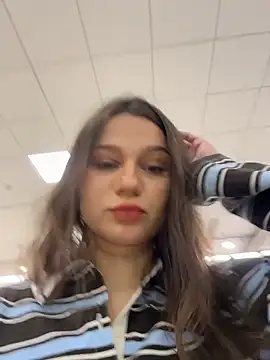 Niki Hug online show from January 2026 09:15:02 AM