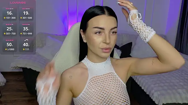 Snapshot of Lady_charm__ chatting on May 2026 05:26:01 AM Lady charm online show from May 2026 05:26:01 AM