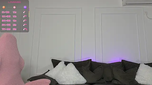 Snapshot of Lady_charm__ chatting on March 2026 07:15:01 AM Lady charm online show from March 2026 07:15:01 AM