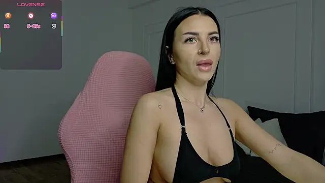 Snapshot of Lady_charm__ chatting on January 2026 07:12:02 AM Lady charm online show from January 2026 07:12:02 AM