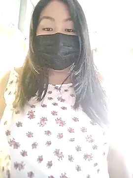 Snapshot of Anee_123 chatting on February 2026 05:05:02 AM Anee 123 online show from February 2026 05:05:02 AM