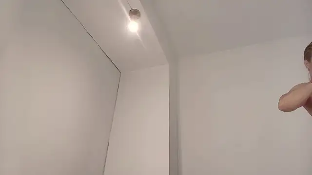 saramaartinez online show from February 2026 01:02:01 PM