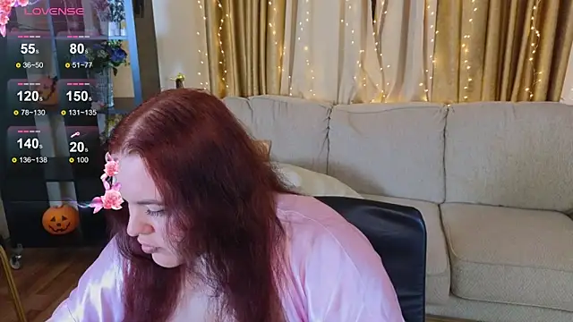 LindaBermer online show from December 2025 11:47:02 AM