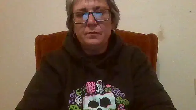 becky1111 online show from April 2026 04:19:01 AM