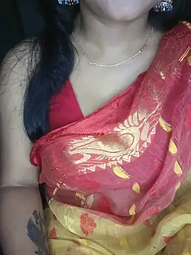 Snapshot of MAHI066 chatting on May 2026 08:07:02 PM MAHI066 online show from May 2026 08:07:02 PM
