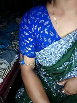 Snapshot of MAHI066 chatting on March 2026 08:04:02 PM MAHI066 online show from March 2026 08:04:02 PM