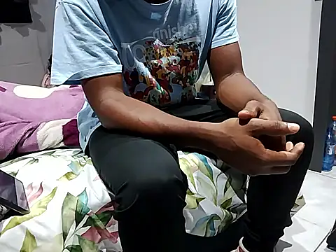 TheVersCouple online show from May 2026 11:03:03 PM