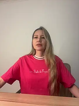 1Moonlight1 online show from January 2026 07:31:01 PM