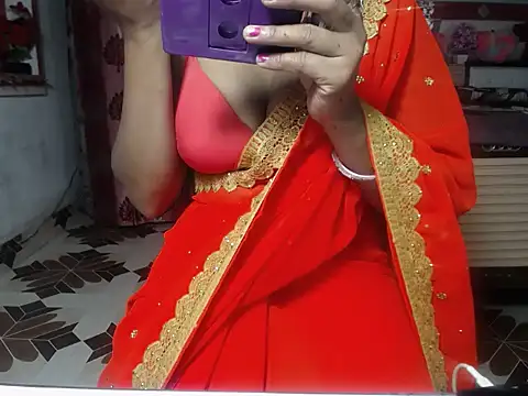 Snapshot of surbhi01 chatting on May 2026 07:21:01 AM surbhi01 online show from May 2026 07:21:01 AM