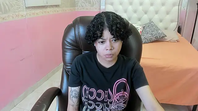 Snapshot of Sasha_Venom chatting on June 2026 11:57:02 PM Sasha Venom online show from June 2026 11:57:02 PM