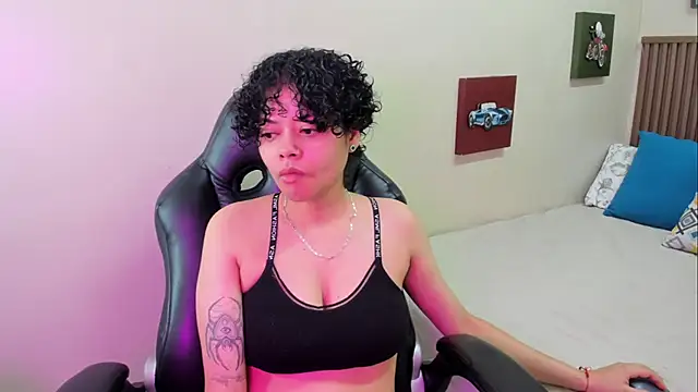 Sasha Venom online show from April 2026 11:42:01 PM