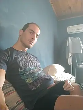 maximuss789 online show from April 2026 12:44:01 PM