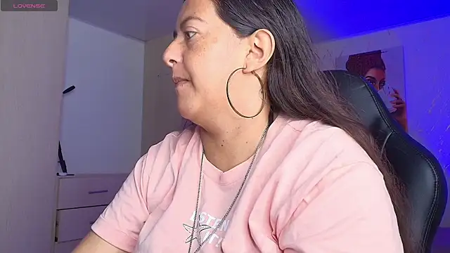 evelyn harpeery online show from April 2026 10:33:02 AM