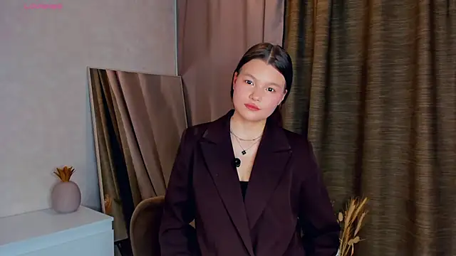 Snapshot of WindyAske chatting on December 2025 01:37:01 PM WindyAske online show from December 2025 01:37:01 PM