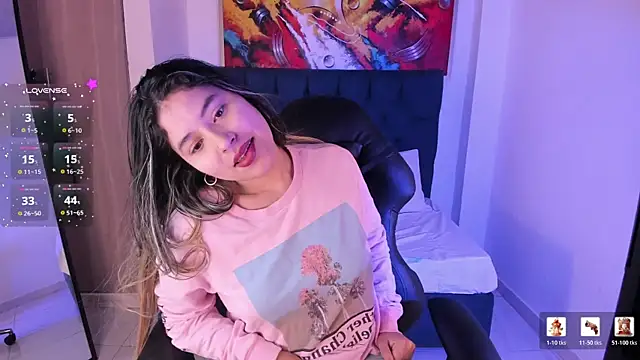 Violet Blazee online show from December 2025 10:26:01 AM