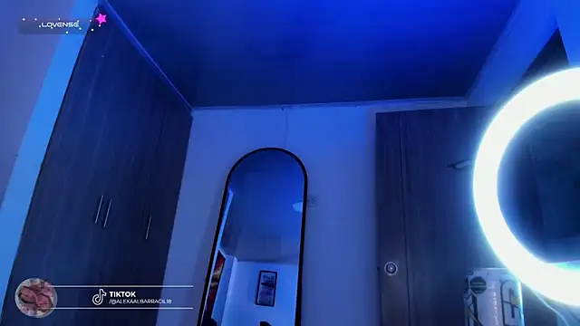 Violet Blazee online show from March 2026 04:10:02 AM