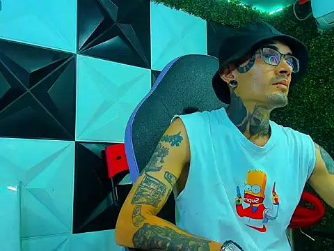 Boy tatto77 online show from March 2026 12:38:01 PM