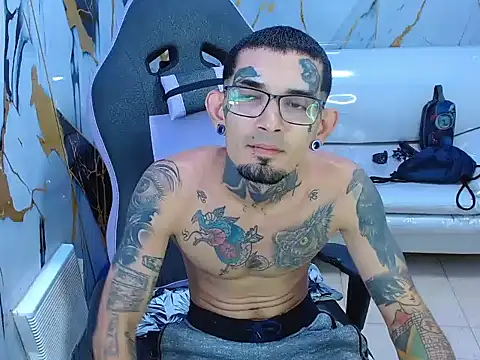 Boy tatto77 online show from July 2026 02:03:01 PM